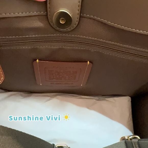 NWT Coach CBM10 Smith Tote Bag Pebble Leather And Webbing Gold/Dark Stone - Picture 2 of 7